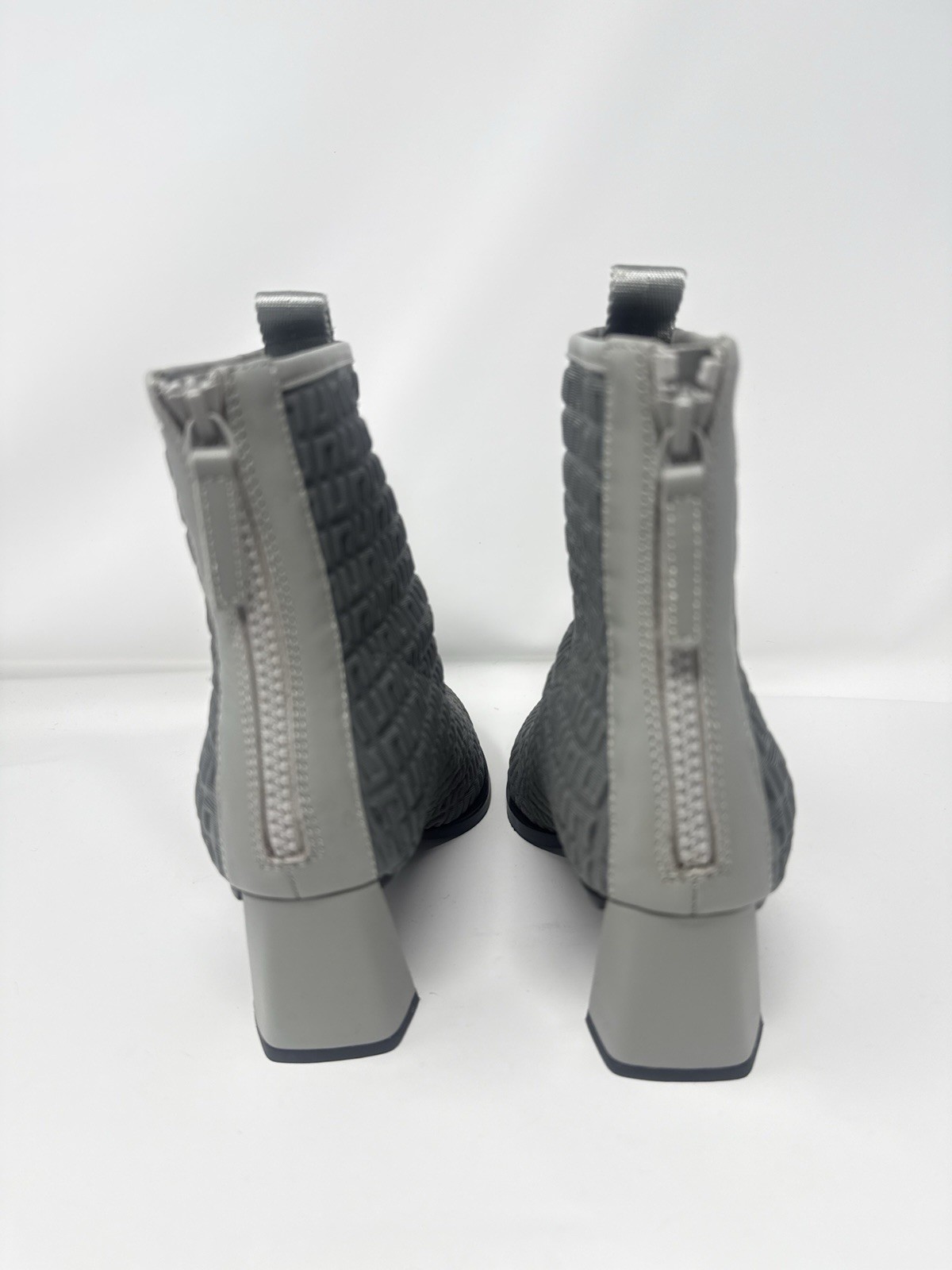 United Nude Sonar Booties Gray Silver Sculptural Metallic Heel Pointy Toe EU41