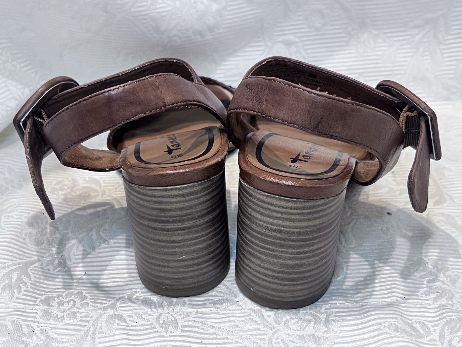 Tamari’s Danni Block Heel 3” Sandals Size 8.5 Straps Buckle Brown Leather German