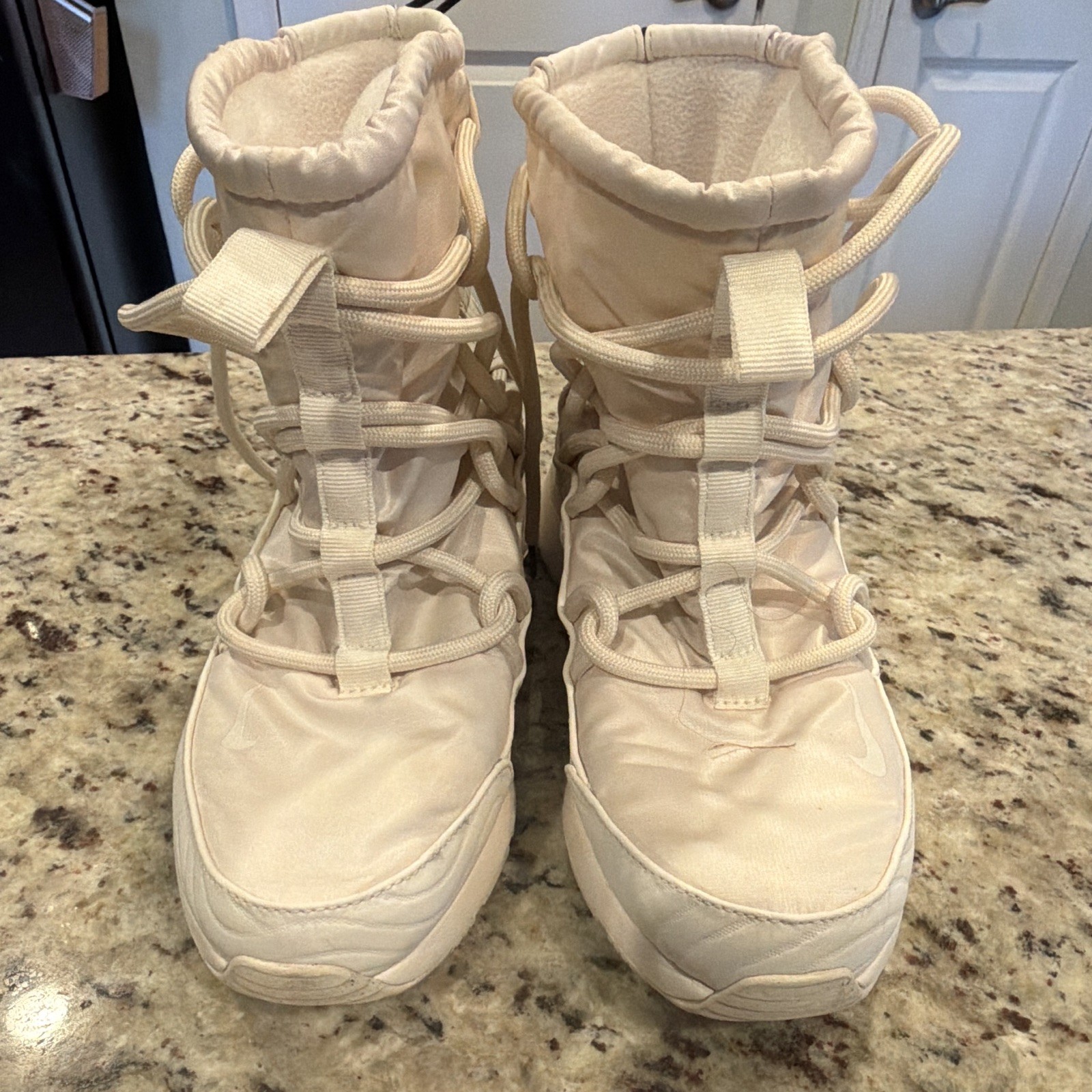 Nike Tanjun Rise Phantom Women’s Mid Top White Lace-Up Sneakers AO0355-003