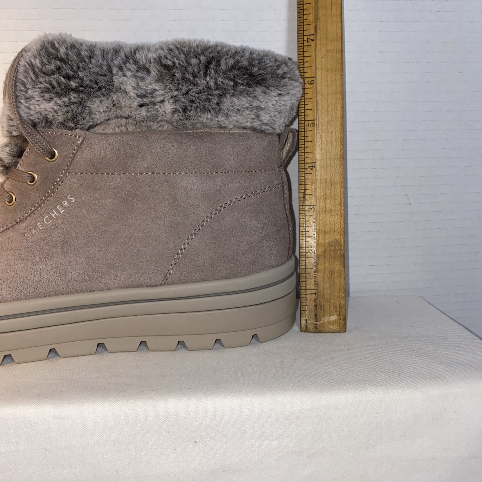 Skechers Street Cleat Everyday Chillz Suede Ankle Boot Style Taupe Women 8.5