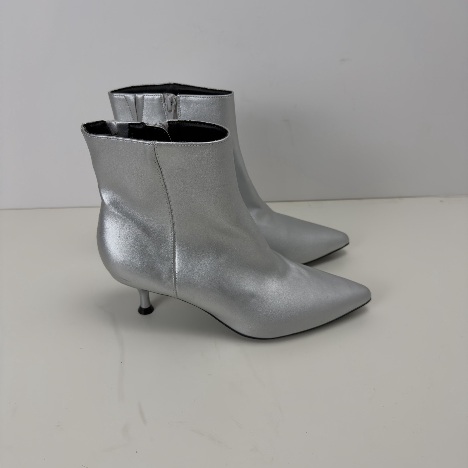 Rachel Zoe – Silver Synthetic Leather Booties Woman’s 7 1/2