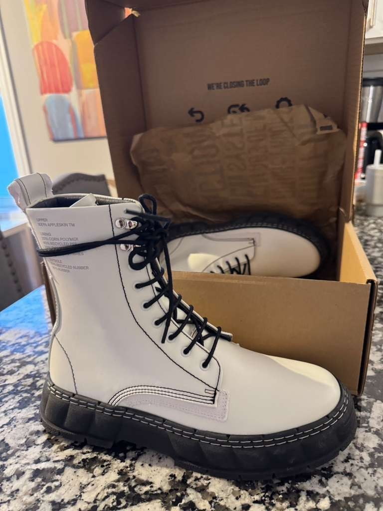 Virón White Boots – Premium Vegan Leather – Chunky Sole – EU 40 / US 7