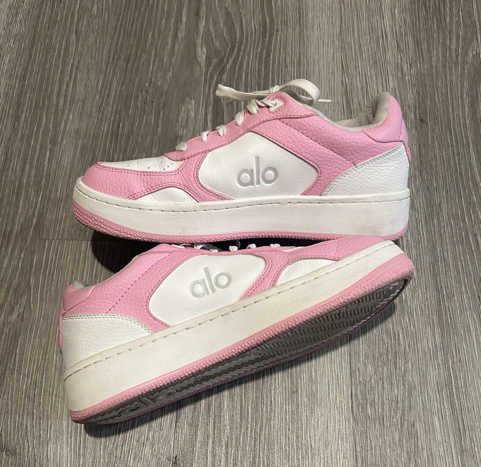 Alo Yoga Pink & White Recovery Mode Platform Sneakers Size 9 Women’s Cushion