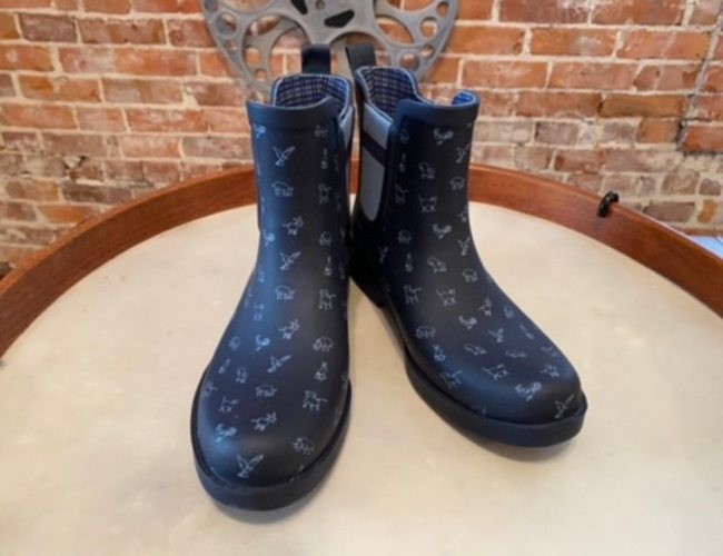 ED Ellen DeGeneres Navy Blue Dogs Waterproof Rain Boots Wallita 5 New