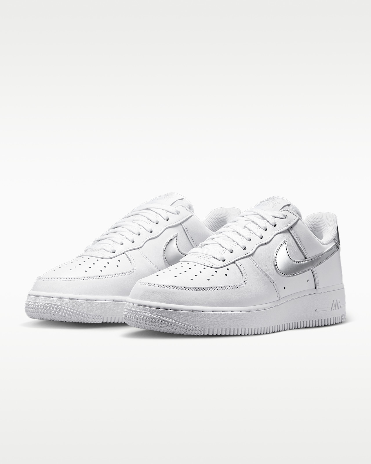 Nike Air Force 1 ’07 SE White Metallic Silver IV5102-100