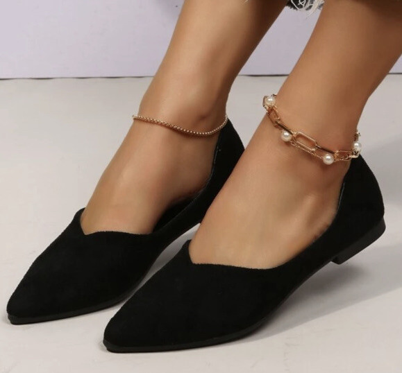 New In Box Minimalist Suedette Point Toe Ballet Flats Black Professional Sz US10