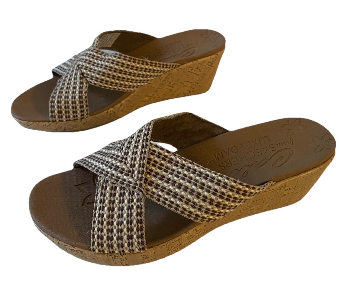 Cali From Skechers Luxe-Foam Slip On Sandals Wedges Womens Sz 10 SN38554W Mint