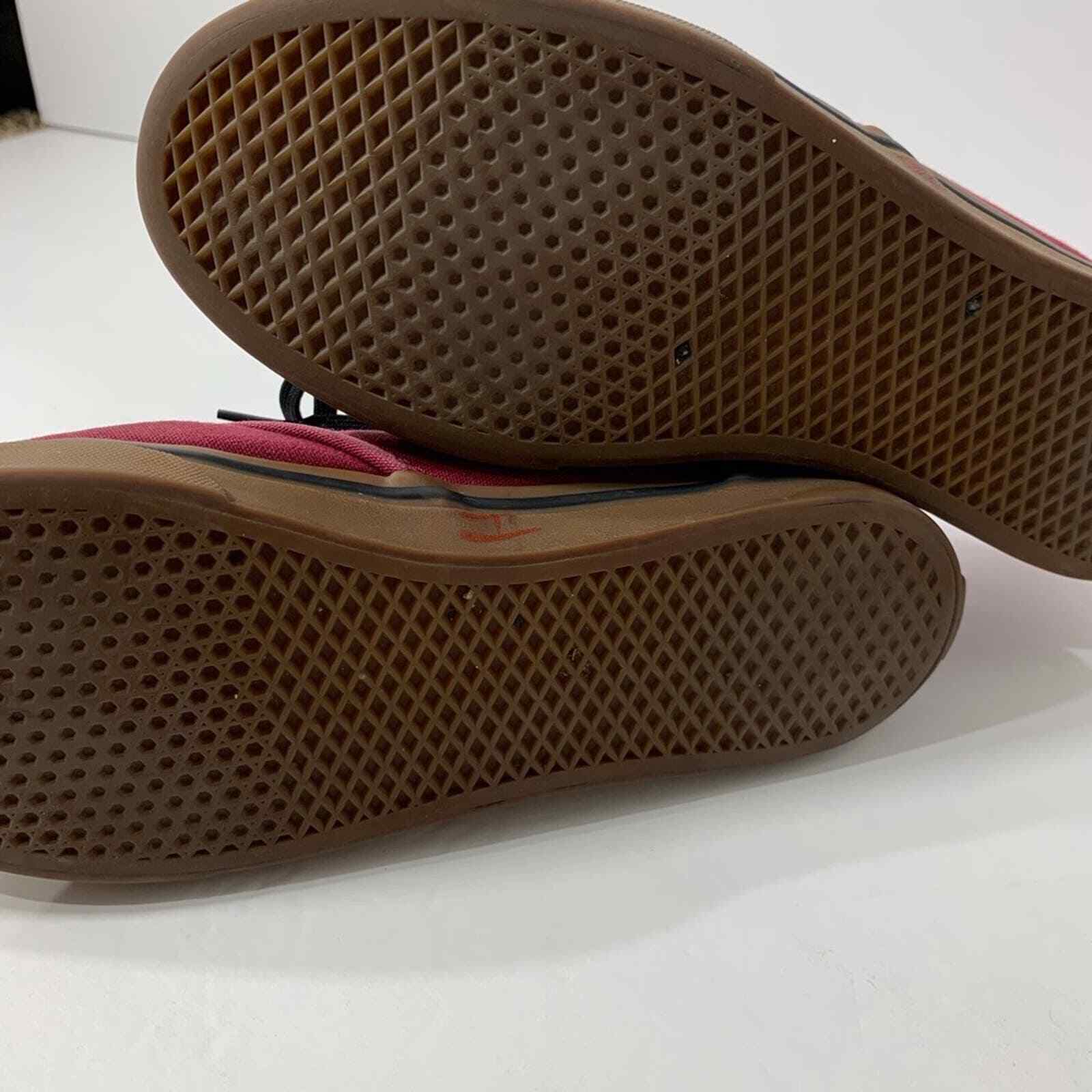 Vans Sneakers Cute and Comfy Burgundy and Black Size 8