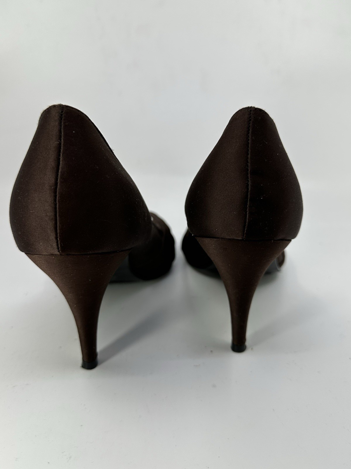 Mossimo Womens Dark Brown Satin Peeptoe Pumps Sz 10 Pre-owned