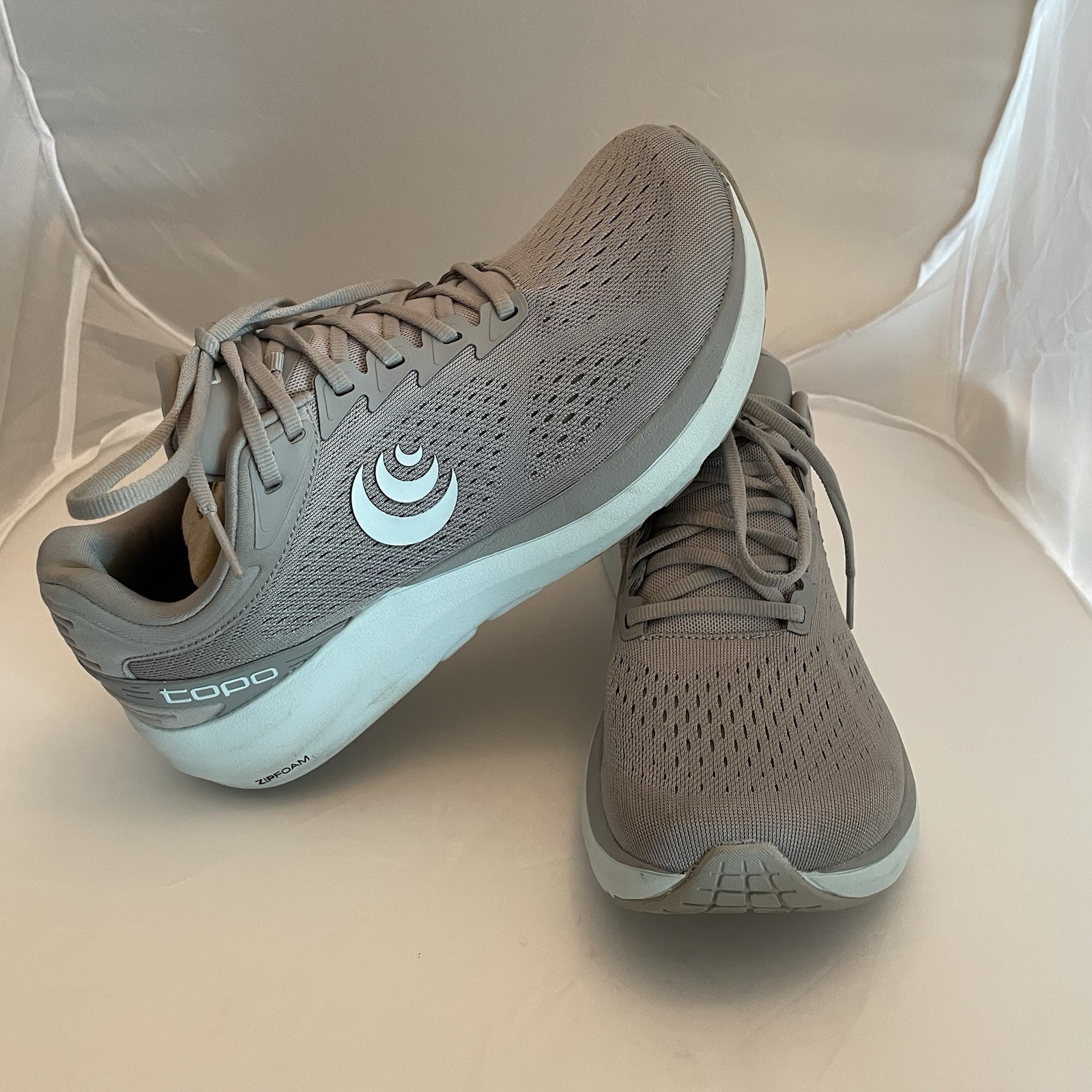 Topo Athletic Phantom 3 5mm Drop Grey/Stone/Light Blue Womens 8.5 Running Shoes