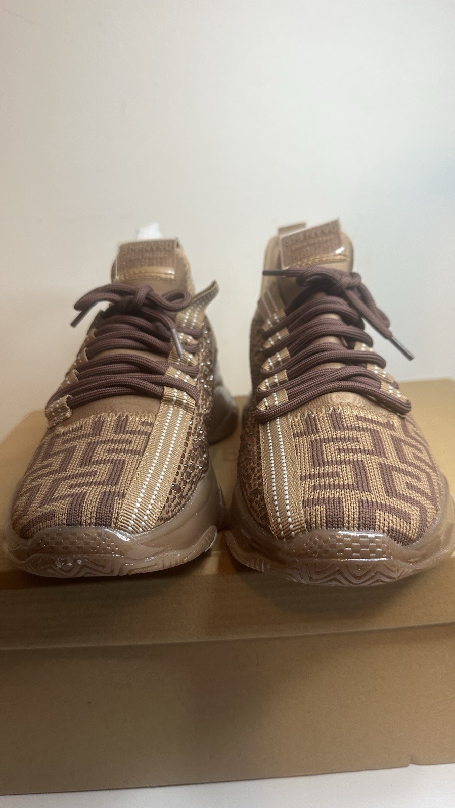 Steve Madden SM NY90 Brown Geometric Knit Sneakers Logo Sequin Lace Up
