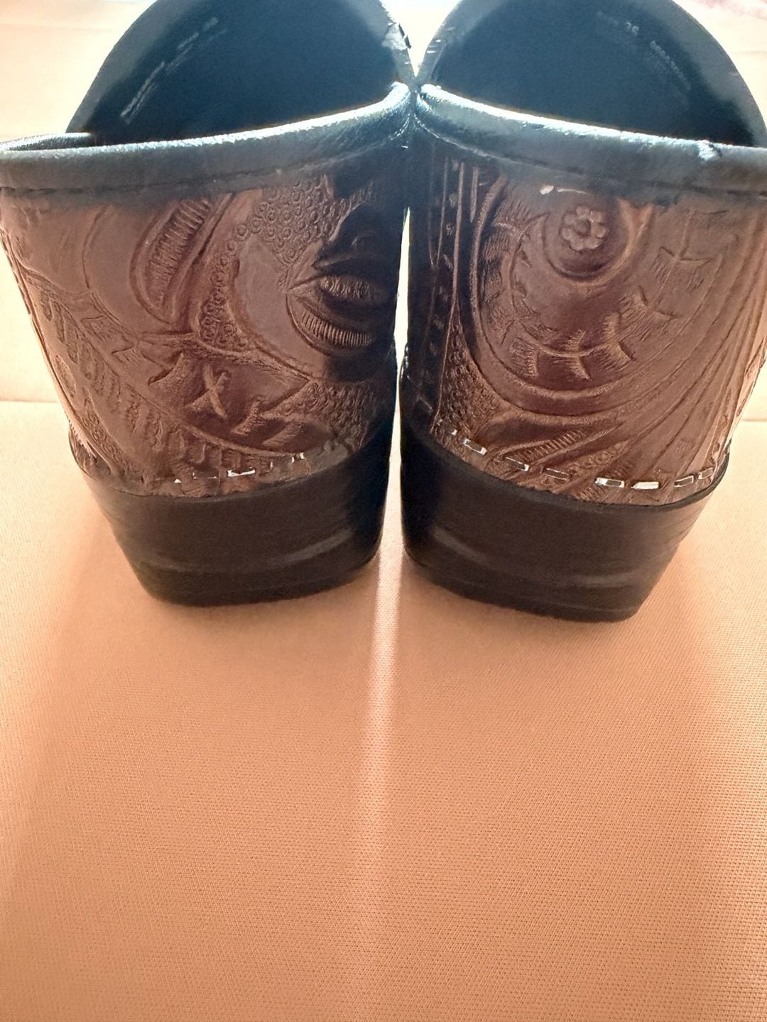 Dansko Professional Brown Tooled Embossed Leather Clogs Size 36