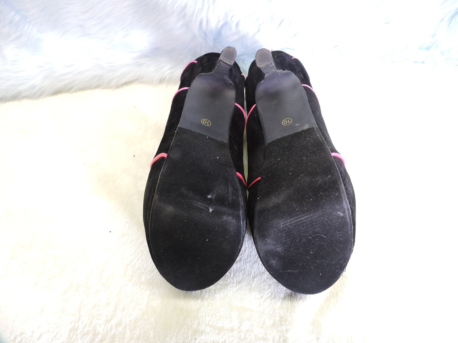 Styluxe Black velvet and Fuschia patent platforms Size 9.5 Womens Mens 8