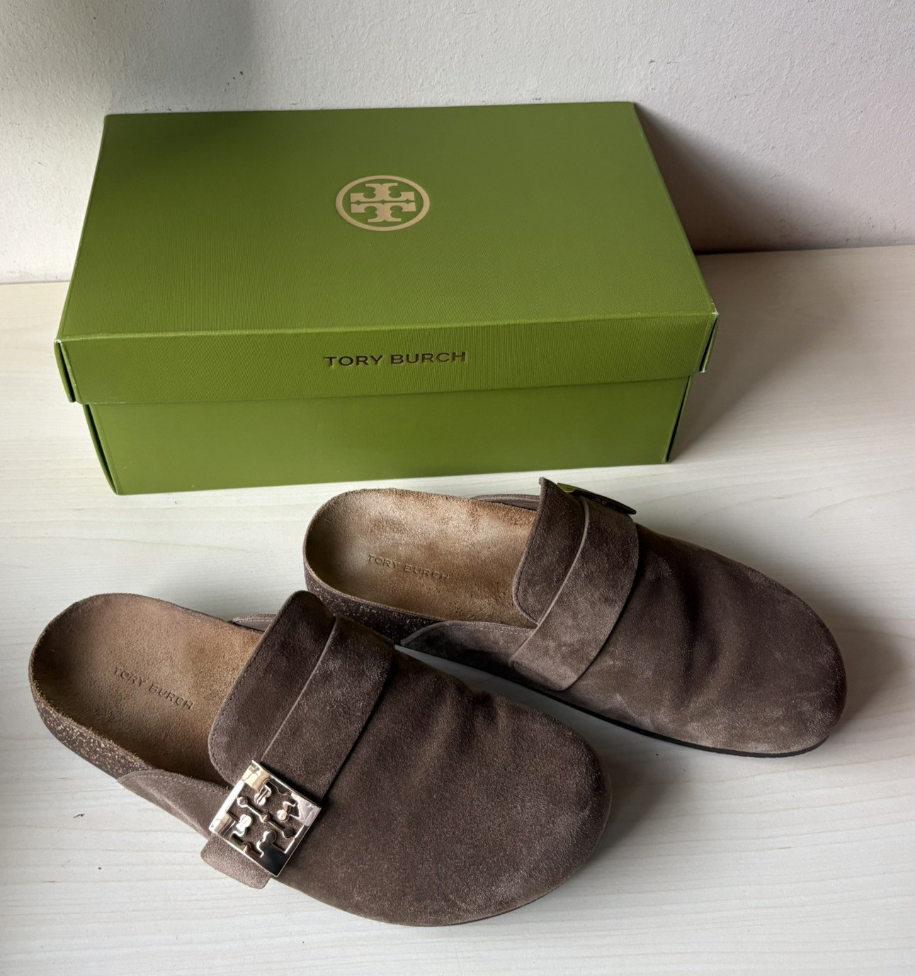 Tory Burch Mellow Mule River Rock Gold 39 Clog Sandals Suede Box Dust