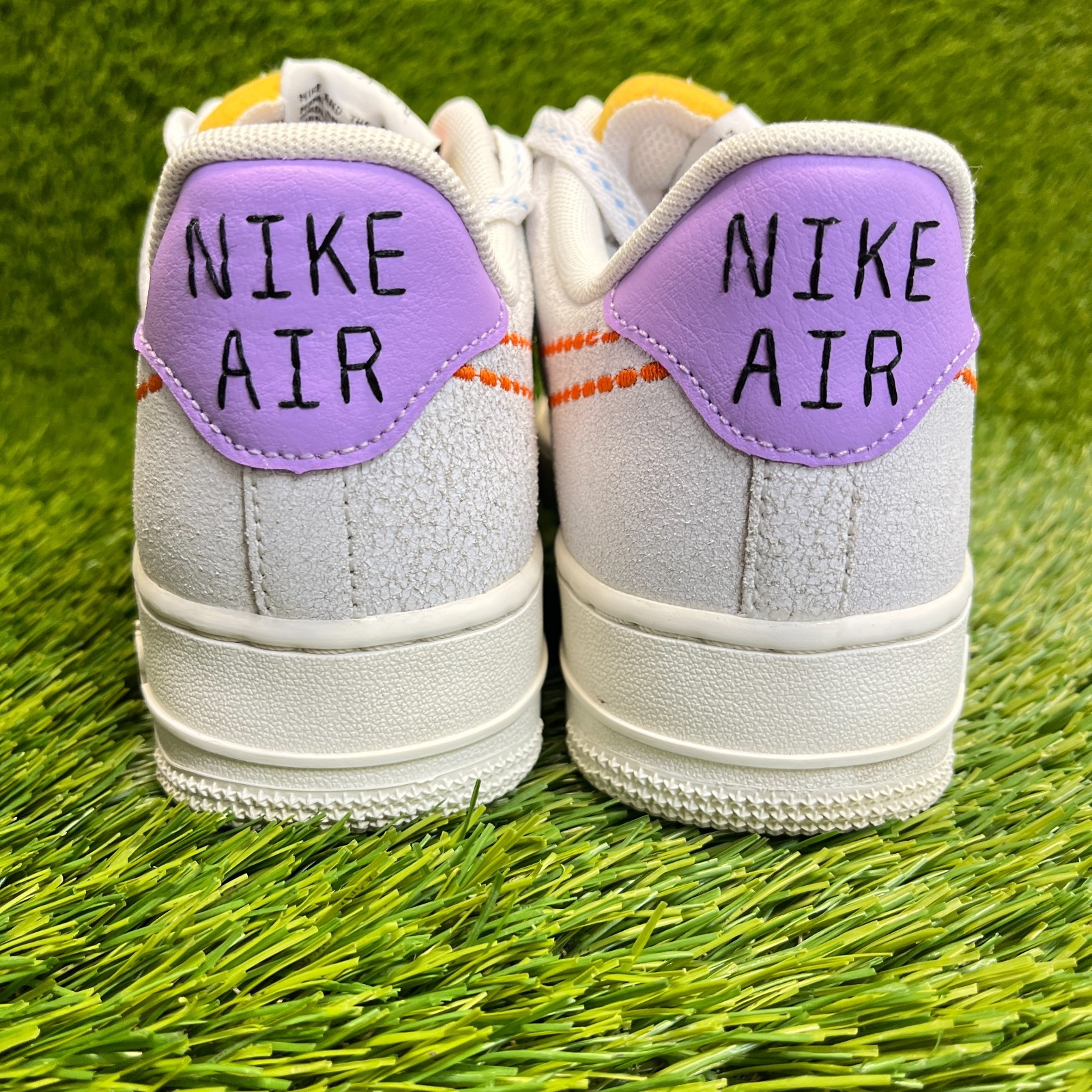Nike Air Force 1 Low ’07 SE Womens Size 7.5 White Sail Athletic Shoes Sneakers