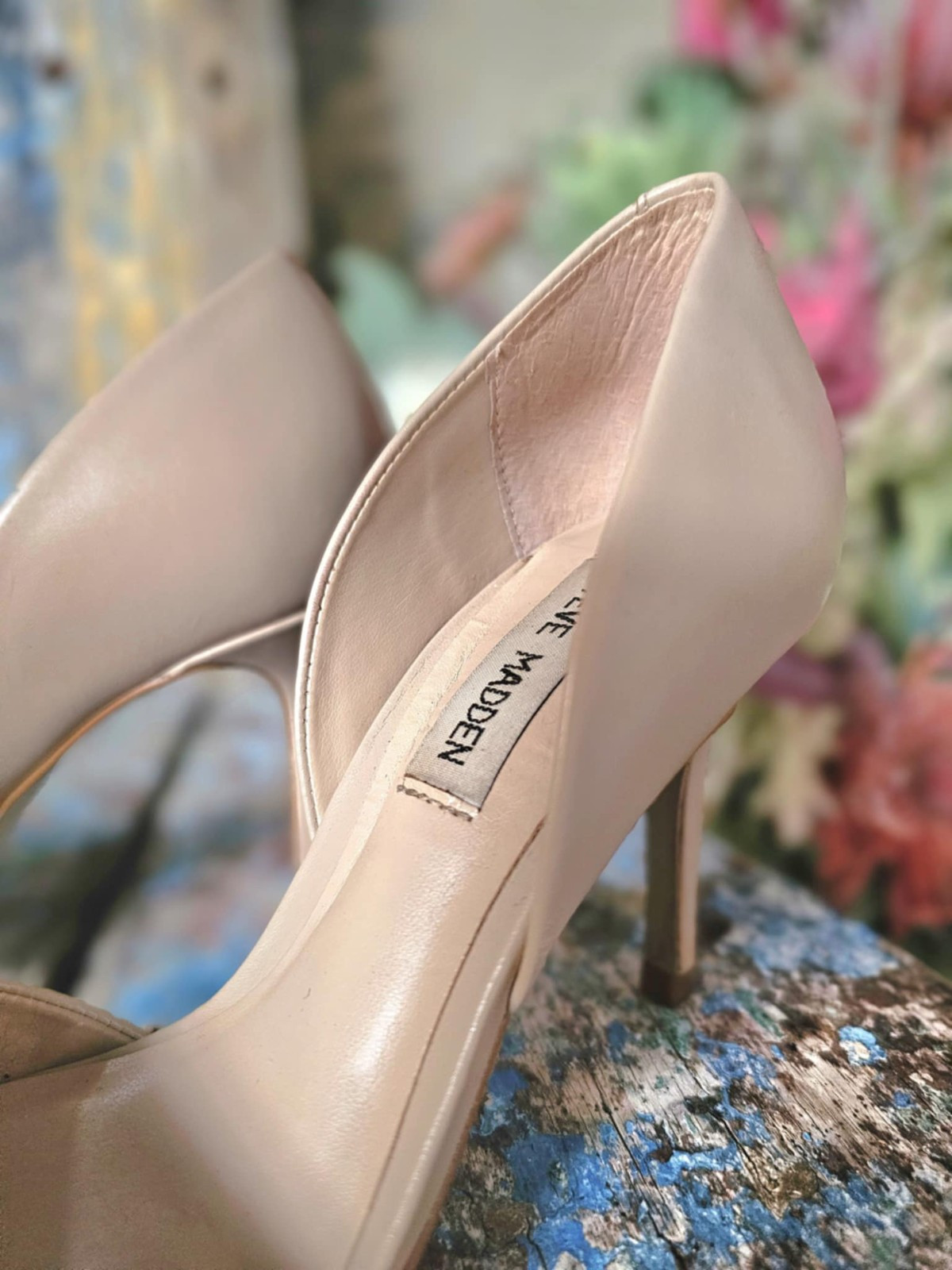 STEVE MADDEN Nude Beige Stilletto Closed Pointed Toe Heels Pumps SIZE AU 6.5 EUC