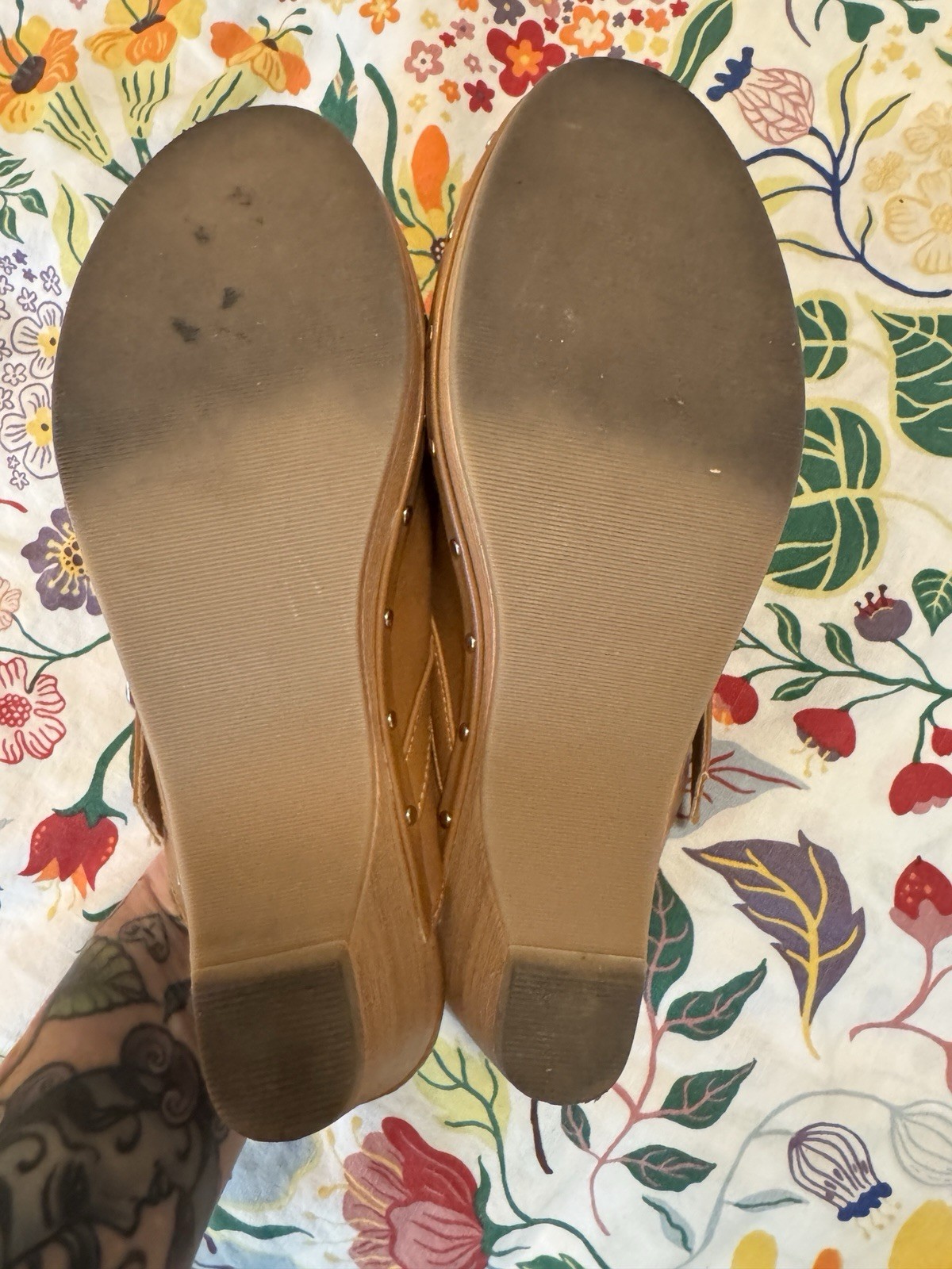 New Gap Cognac Brown Faux Leather Clogs 7 8 Metal Buckle Studded Faux Wood Heel
