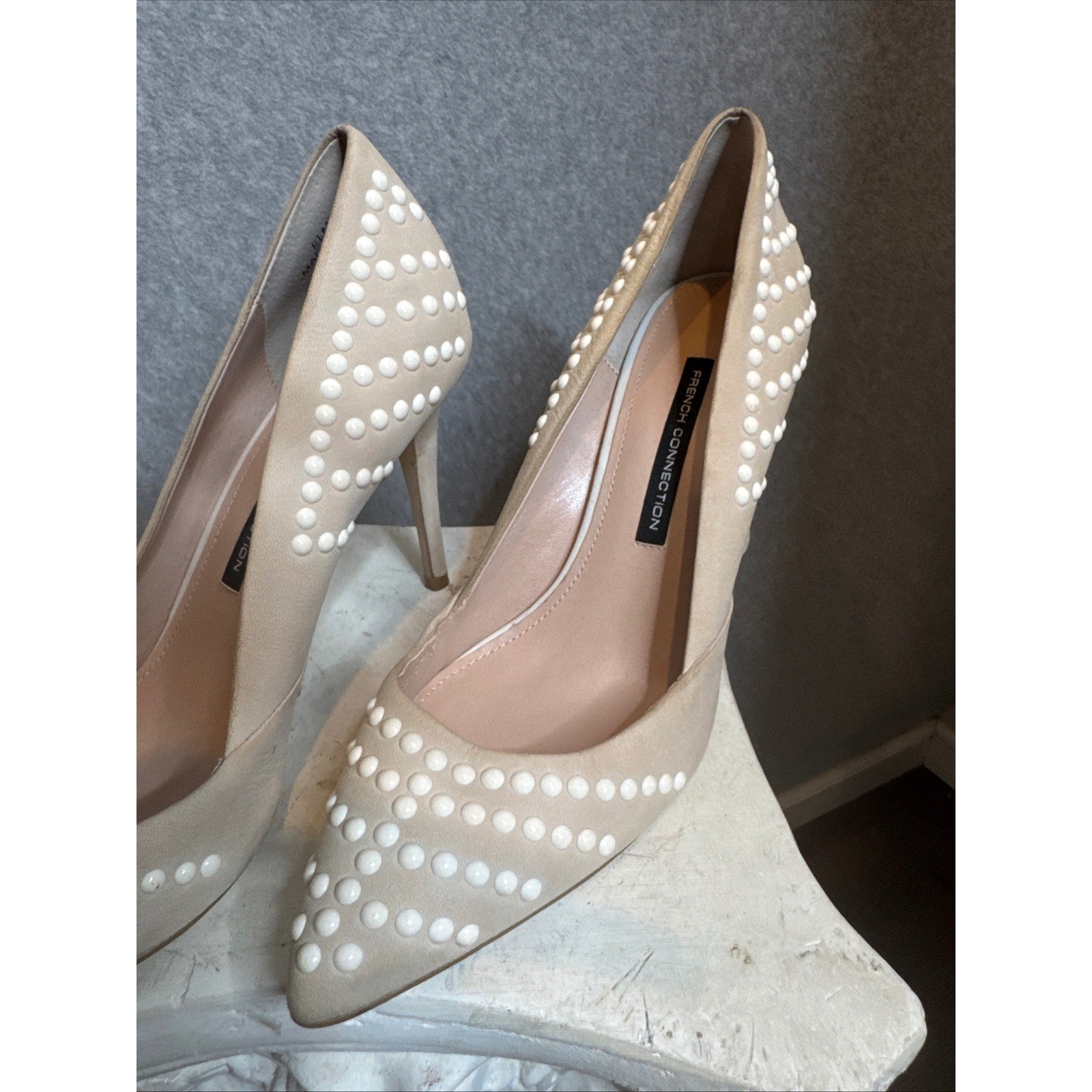 French Connection Pointed Toe Beige Studded Heels Stilletto Pumps Size 9.5W