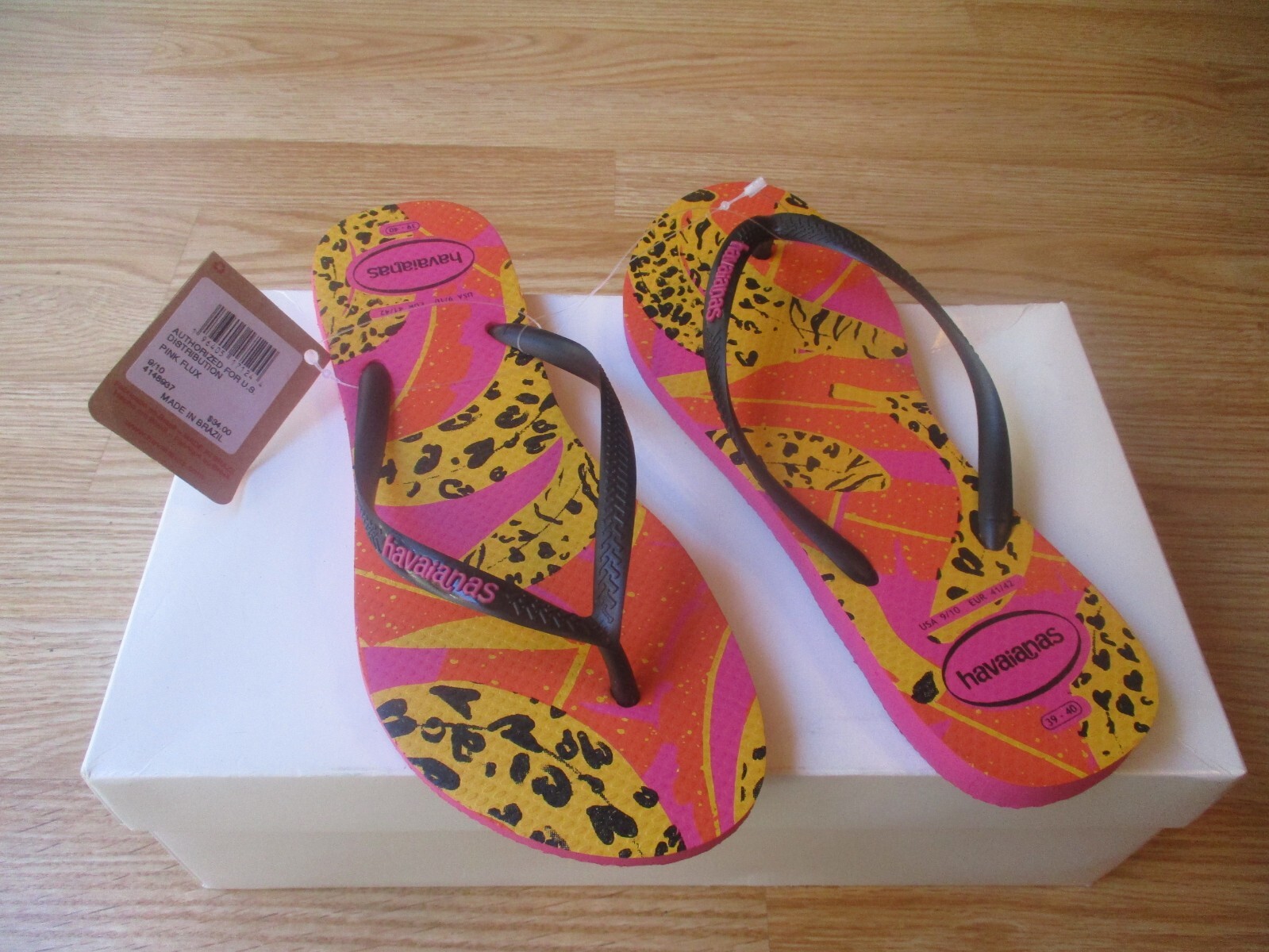 Havaianas Slim Summer Fuit Flip Flops Thong Womens Pink Flux USA 9/10 NWT