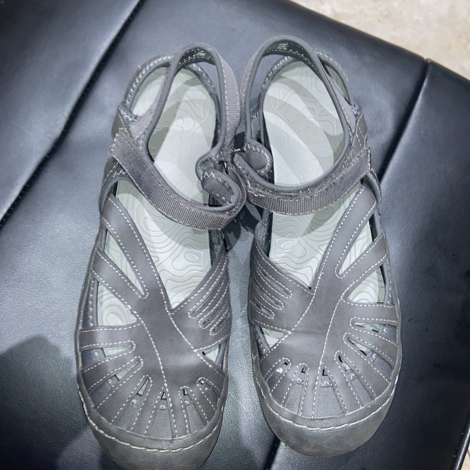 JBU JSport Poppy Sandal Gray Poppy Ladies Hook & Loop Closure Size 8.5
