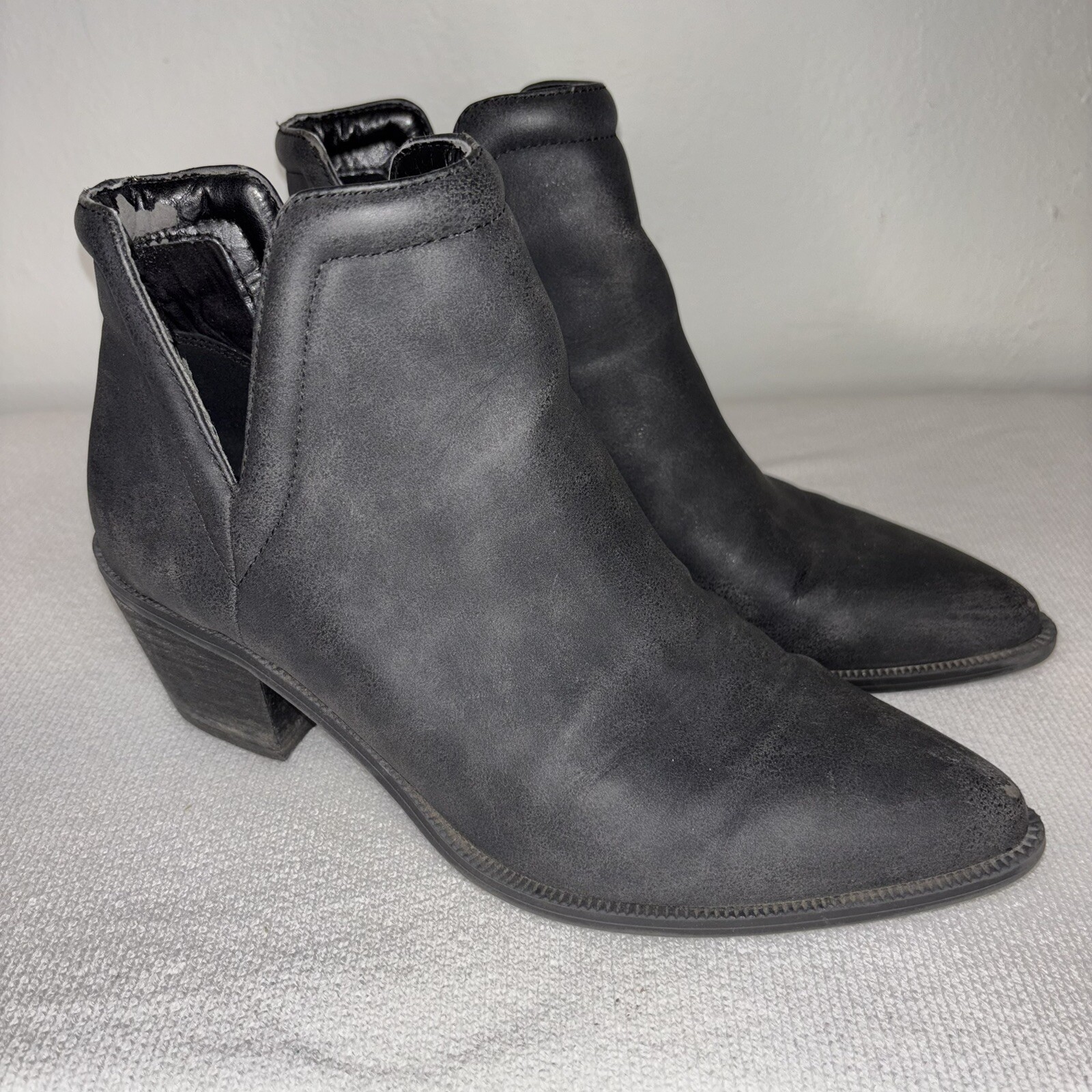 American Eagle Women’s Black Ankle Boots Almond Roe Slip On Winter Fall Sz 8