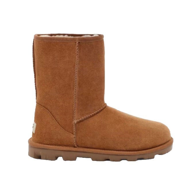 NEW UGG Essential Short Boots Women’s Size 8 M Chestnut Booties 1115032