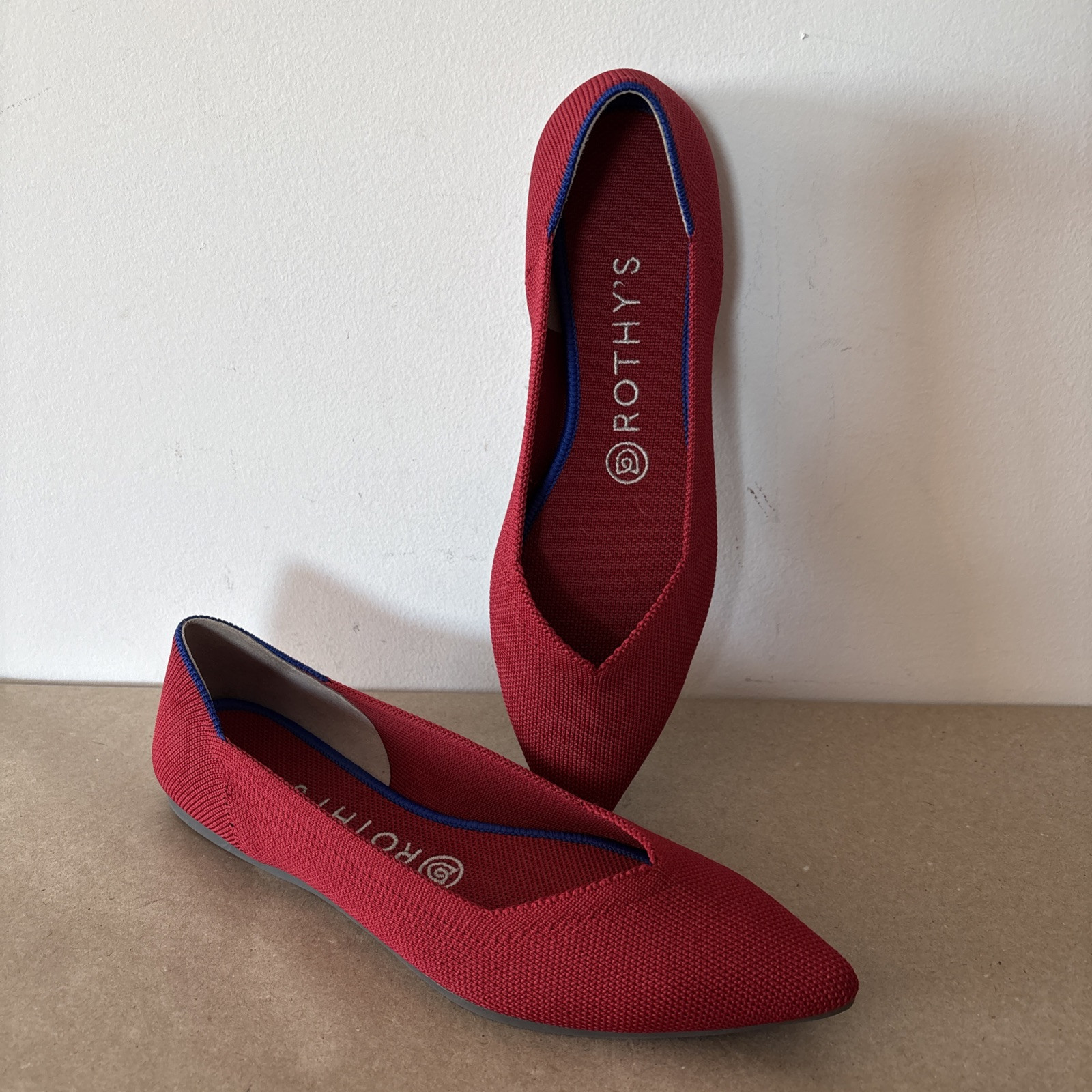 Rothy’s The Point Solid Print Pointed Flats Washable Slip On Shoes Red 8 EUC