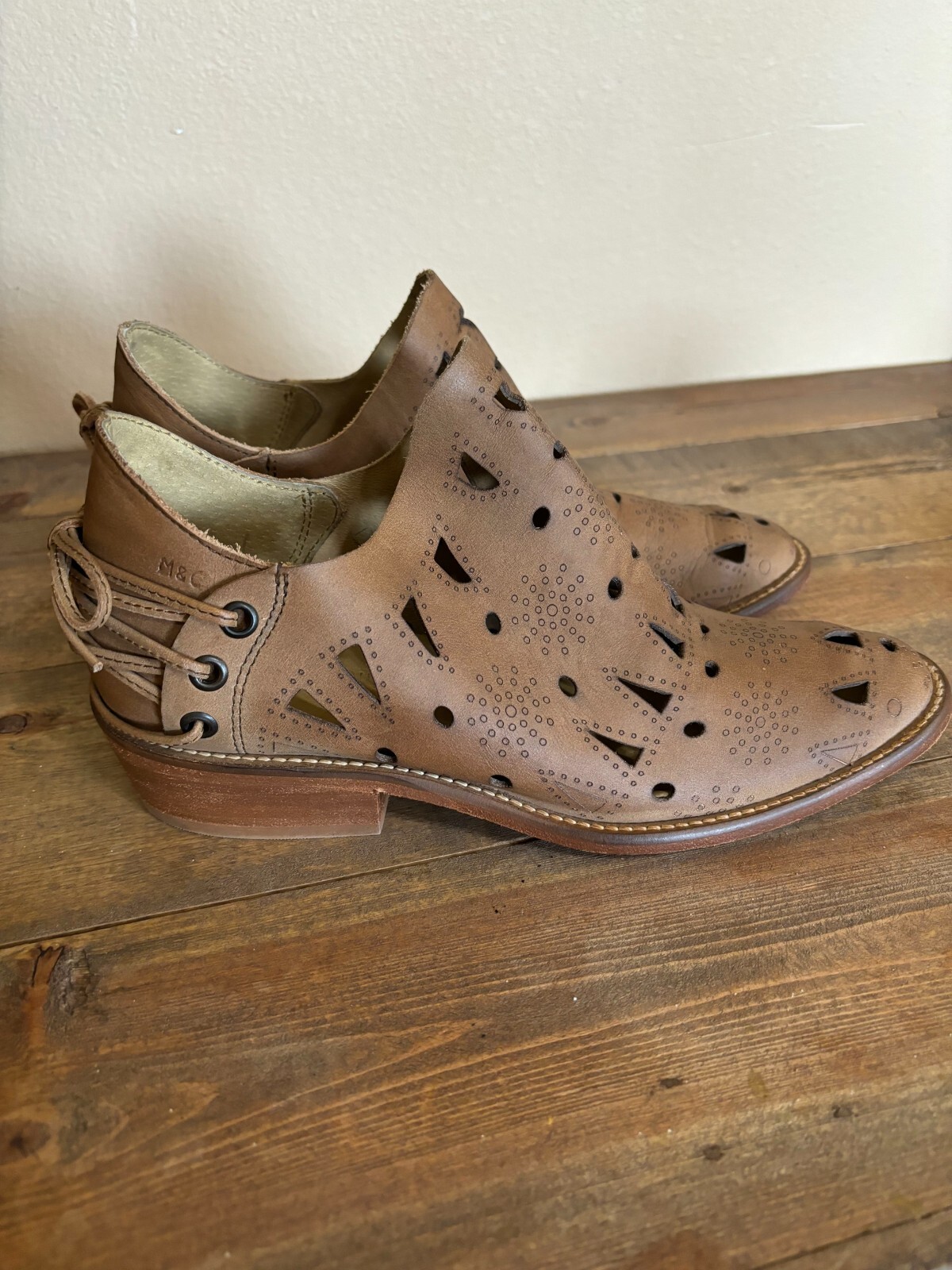 Musse & Cloud Coolise Womens Booties Brown 7 Laser Cut Embossed Leather Lace Up