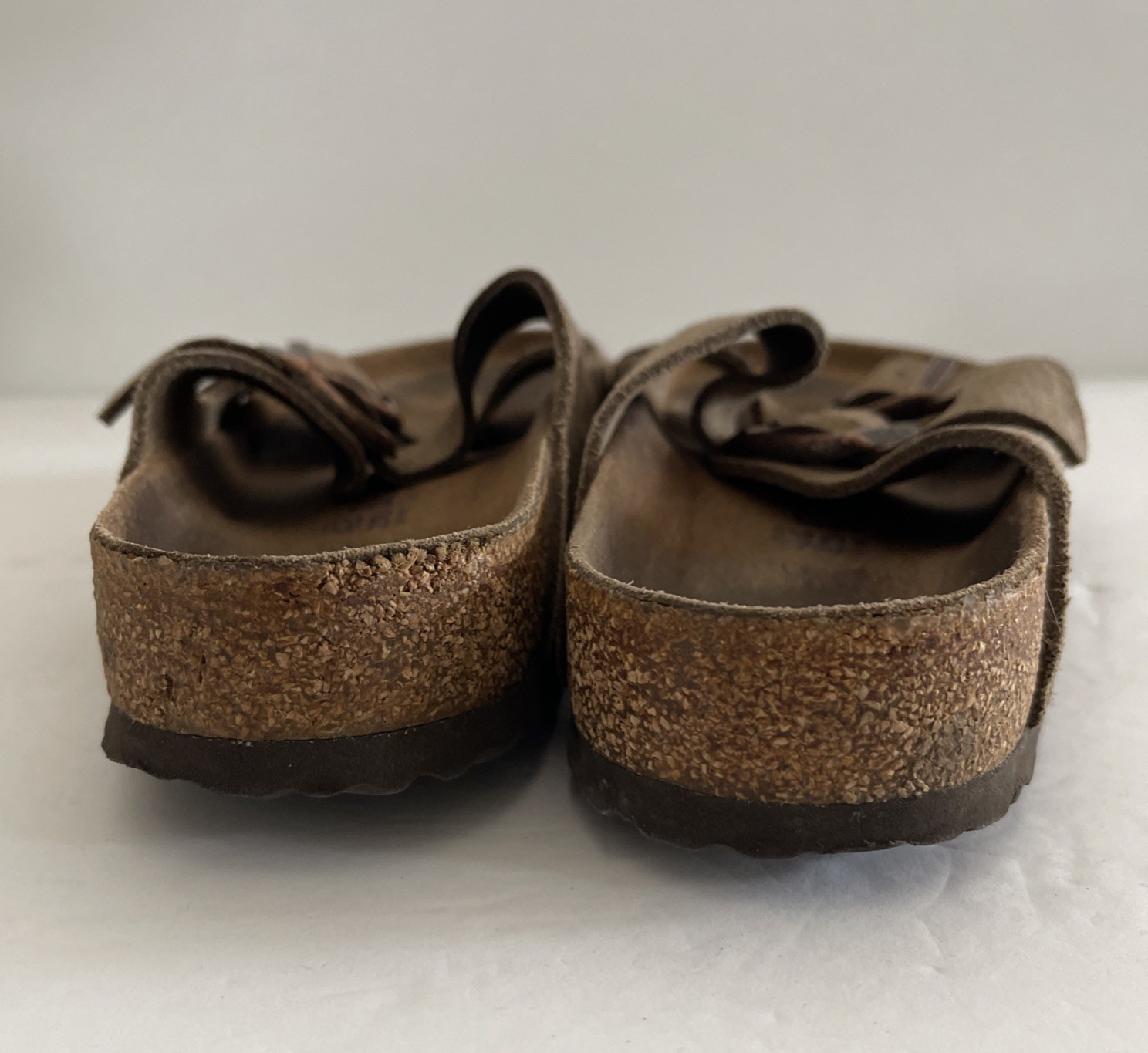 Birkenstock Arizona Soft Footbed Sandals size 42 (L11/M9) Regular /Wide Suede