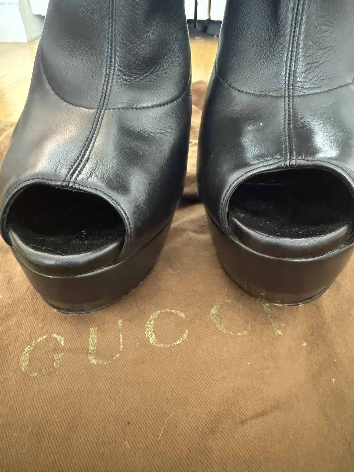 Tom Ford Era GUCCI Ankle Boots Peep Toe Stiletto Platform Black Leather Sz 40