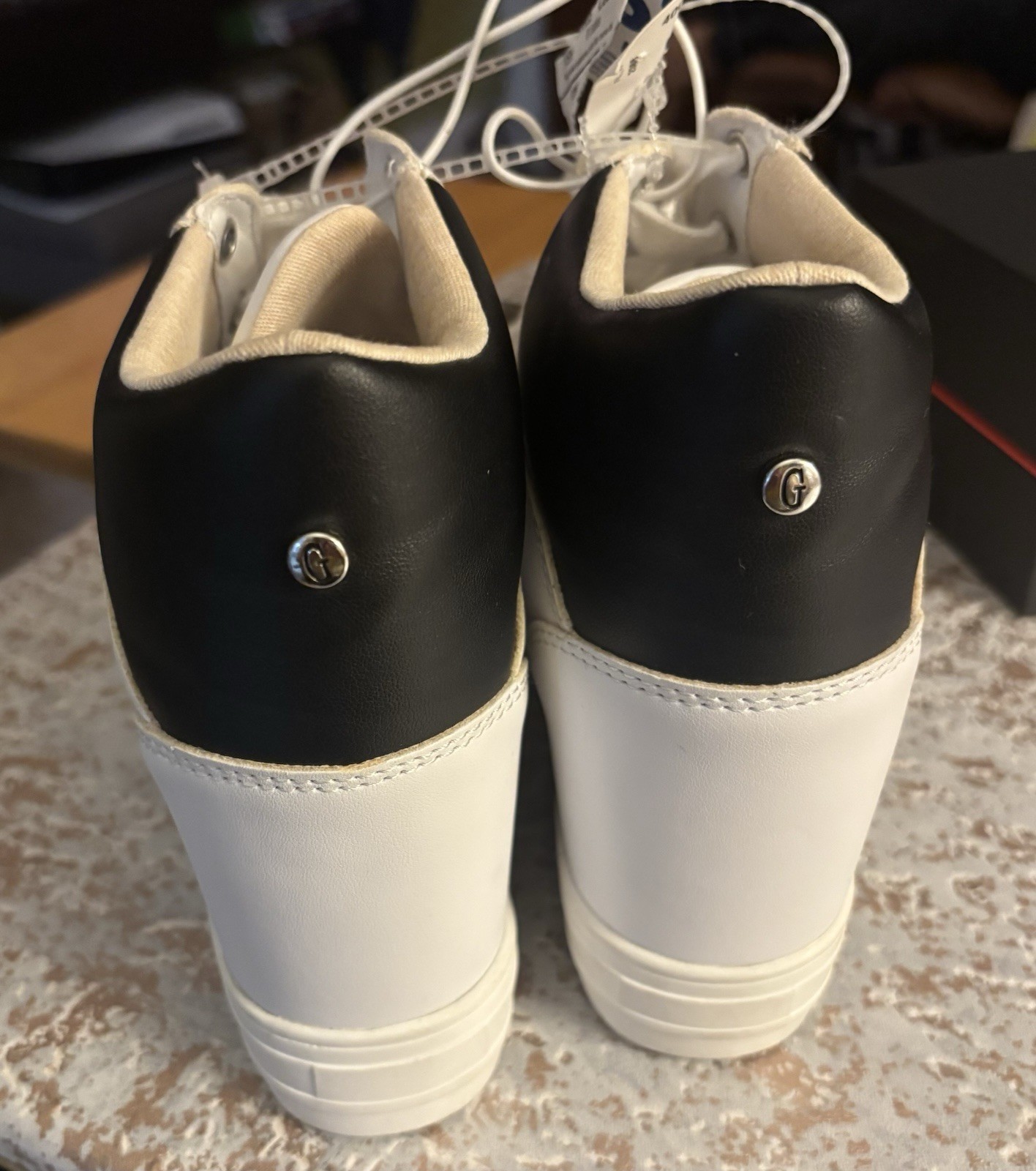 Guess High Top 1981 Womens Los Angeles Size 7 Hidden Heel/wedge Sneakers NEW