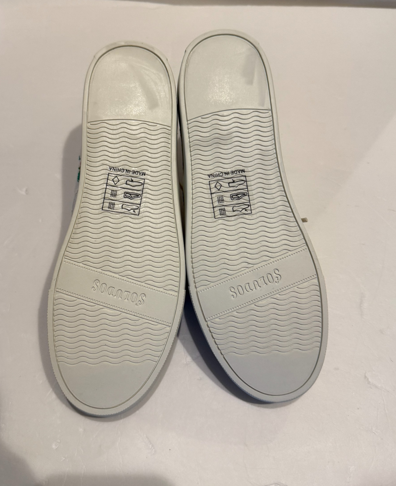 NEW Soludos Lace-Up Embroidered Sneakers Womens Size 7.5 White Floral Ibiza RARE