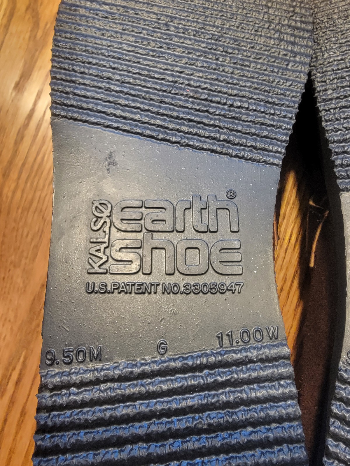 Anne Kalso Earth Shoes 9.5 M / 11 W. READ for Defect Details