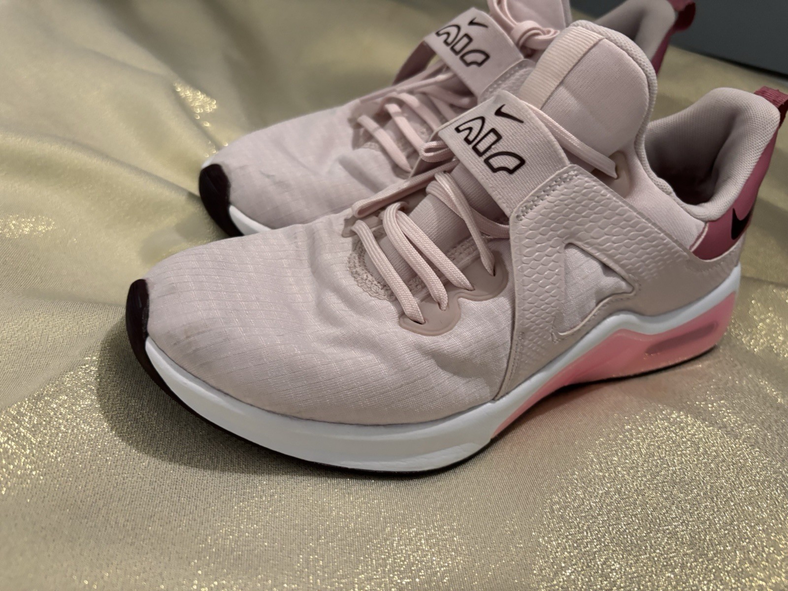 Nike Air Max Bella TR 5 Premium Barely Rose Pink Lace Up Sneakers DD9285-601