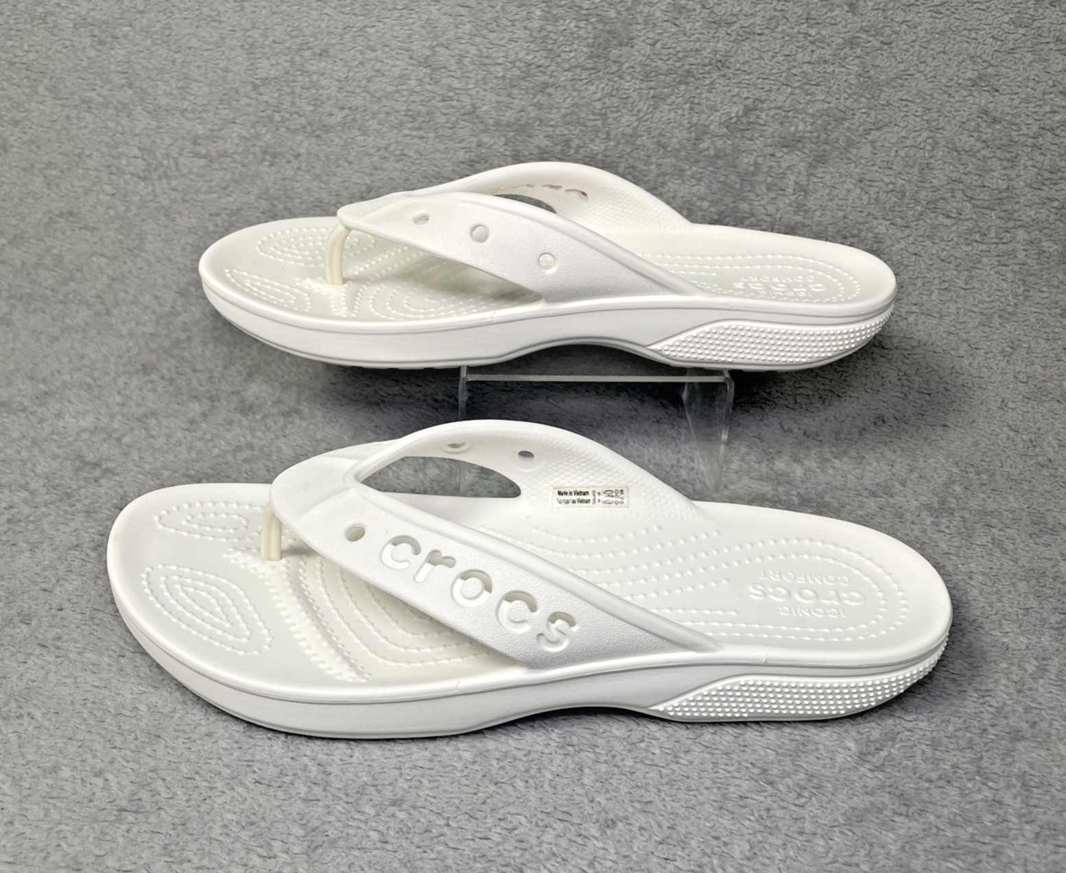 Crocs Baya II Flip Unisex Flip Flop sandal USA Mens 6 Womens 8, + jibbitz holes