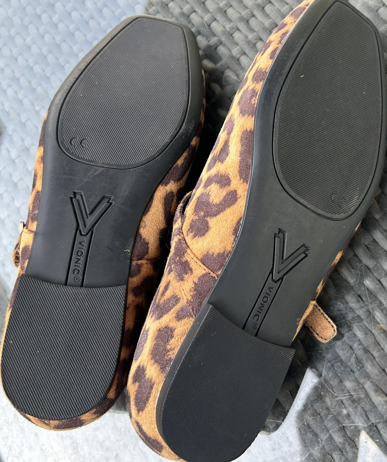 Vionic Alameda Mary Jane Flat Tan Suede Leopard Sz 7 Wide $150