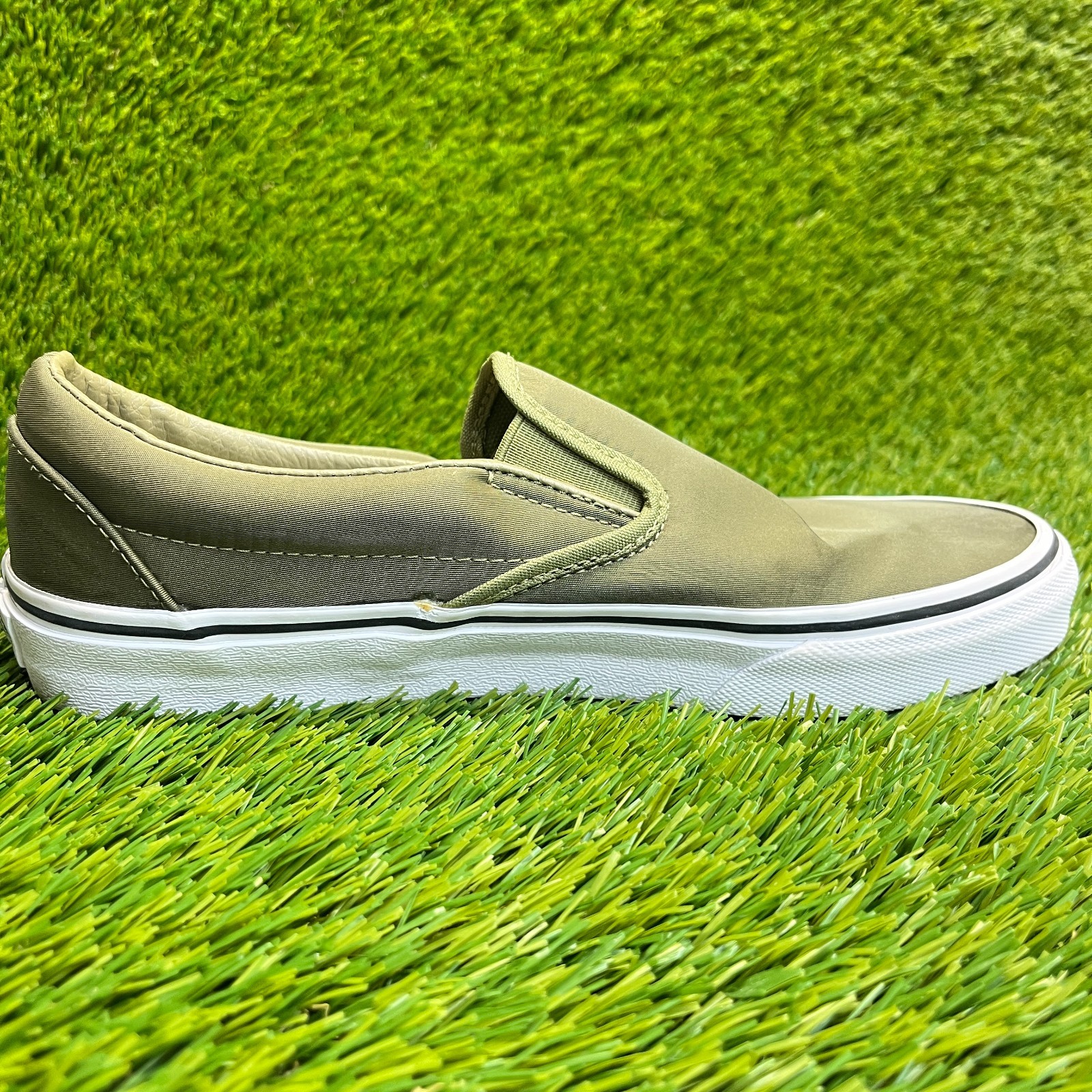 Vans Classic Slip-On Nylon Aloe Womens Size 8 Green Athletic Shoes Sneakers