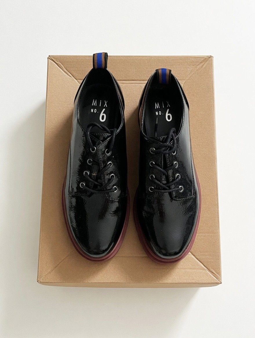 Brand NEW – Mix No. 6 Women’s Lace Vegan Leather Patent Oxford Shoes Black 7.5
