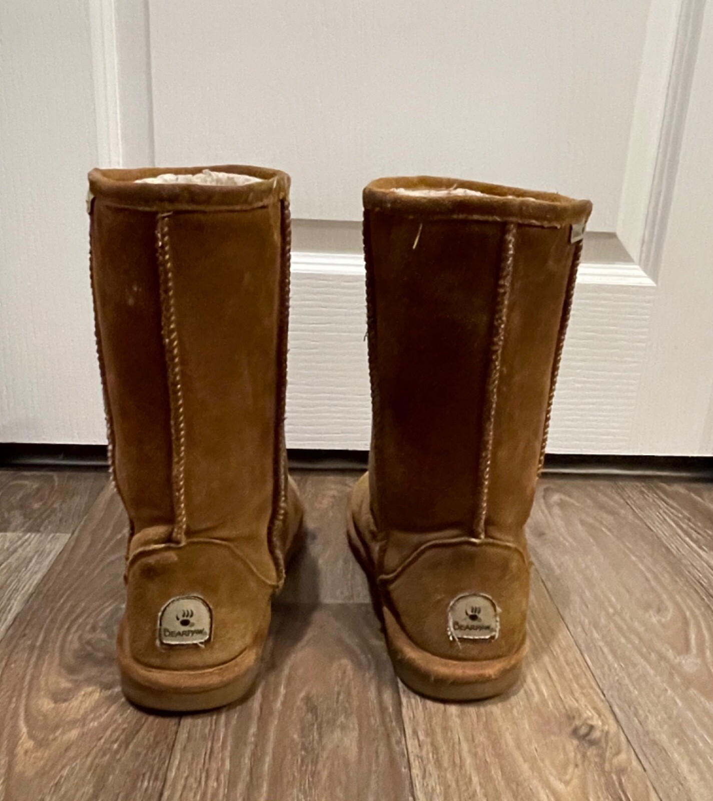 BEARPAW 608 W Emma Short Hickory Womens Casual BOOTS Size 9 M
