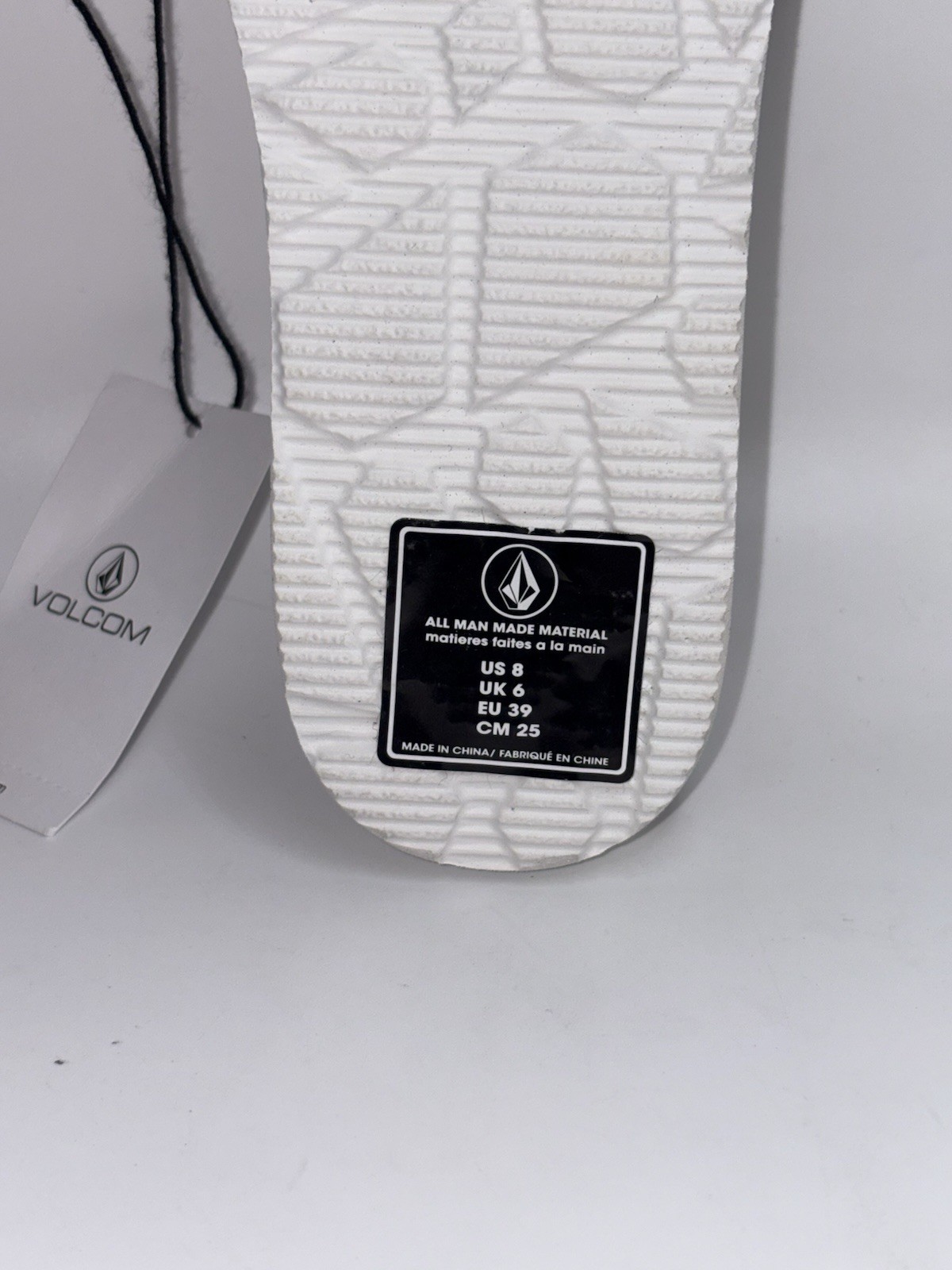 NWT * Volcom White Simple Slide Sandals Sz 8