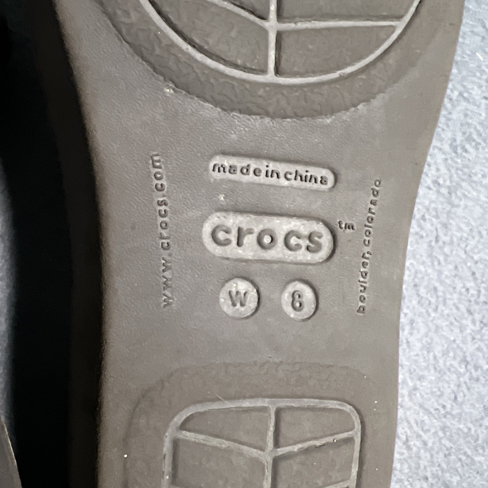 Crocs Rhonda Wedge Sandals Women’s 8 Brown Tan Strappy Slip On Casual **READ