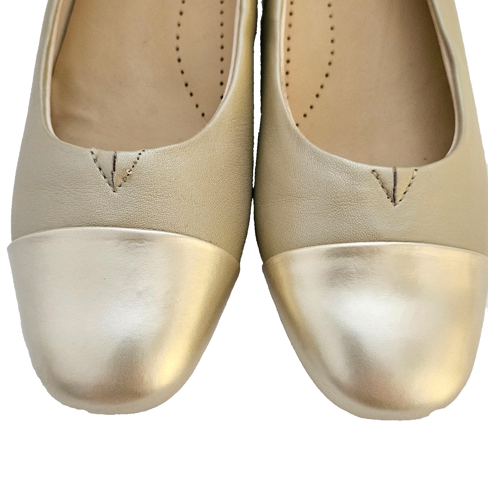 Trotters Daisy Pumps Womens 10M Beige Pale Gold Cap Toe