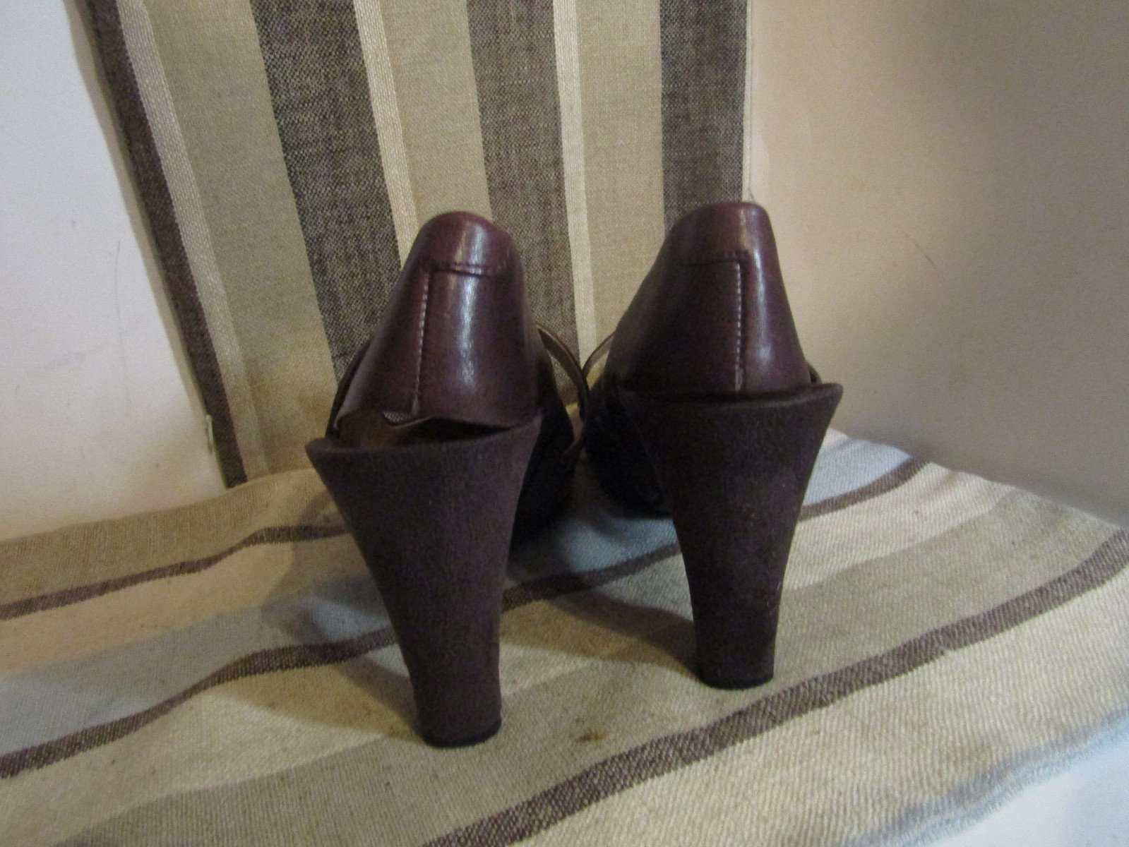 TSUBO Brown Leather Mary Jane Strap Hook & Loop Cone Heel Shoes Women Size 8.5