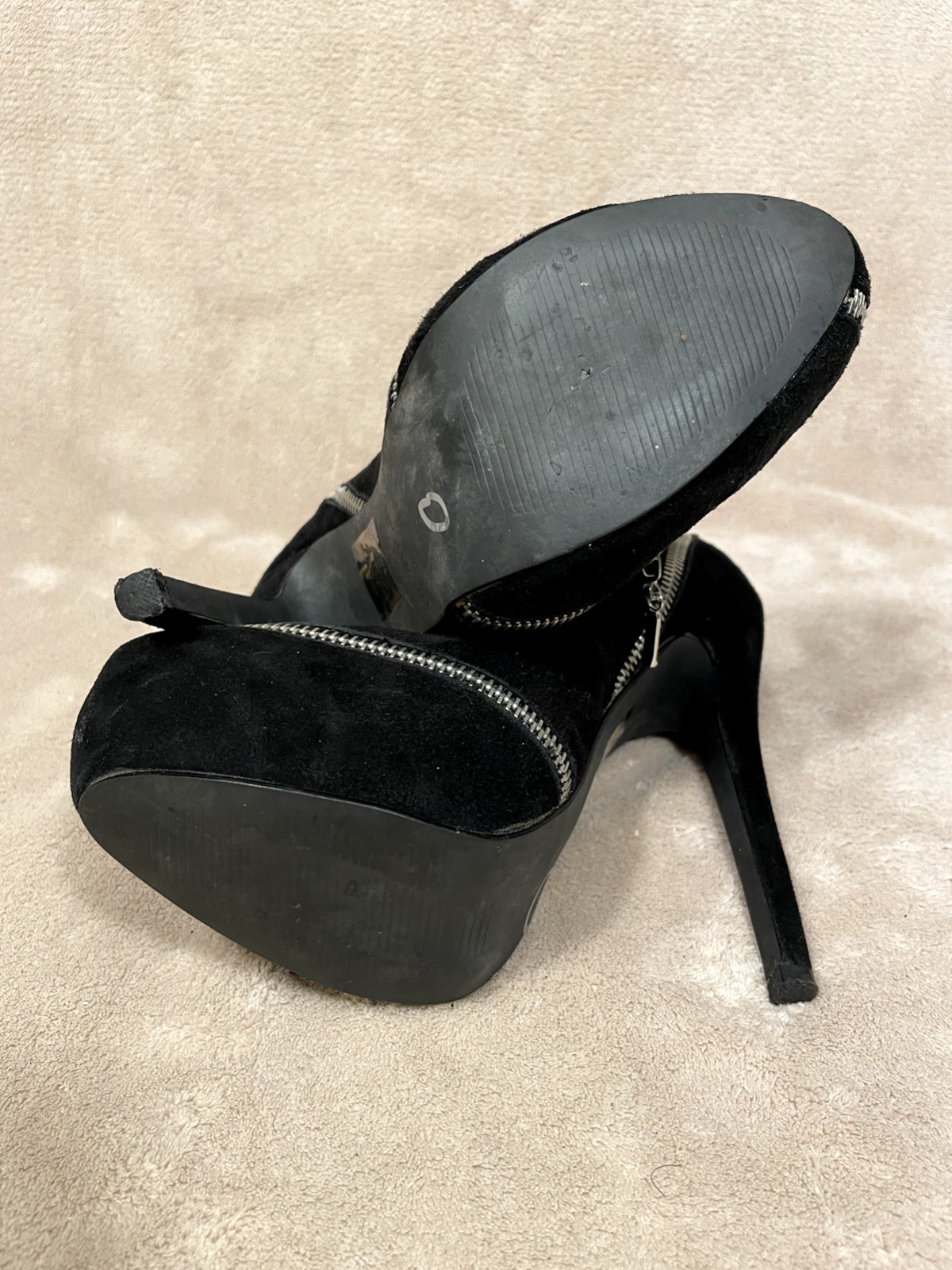COLIN STUART STILETTOS, Black Suede Zipper Platform 5.5″ Heels Size 7.5 B