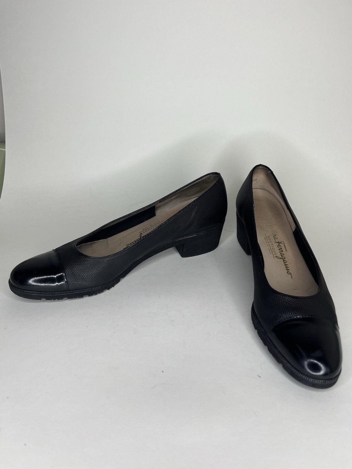 salvatore ferragamo boutique women shoes Pumps Heels Women Size 7.5 4A Black