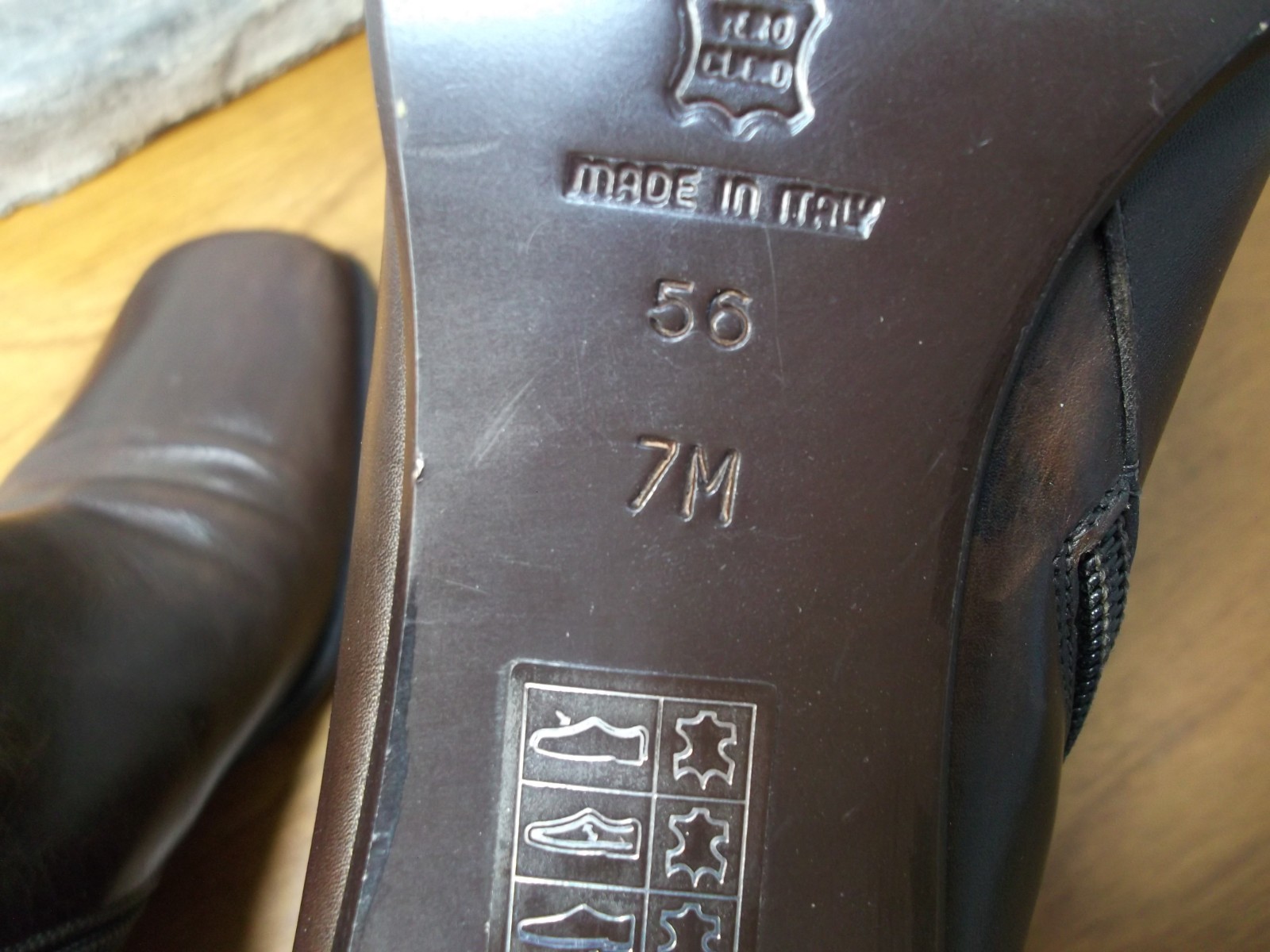 Via Spiga Vtg Italy Women’s Sz. 7. M /37.5 EU / 2 in heel Leather Booties