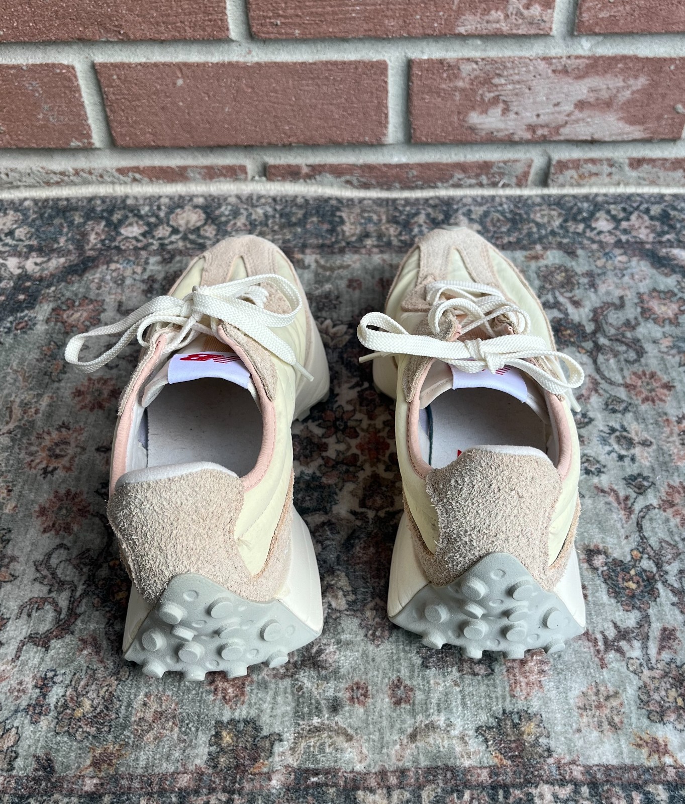 New Balance 327 Split Color Yellow Pink Suede Sneakers / Size Women 8.5 Men 7
