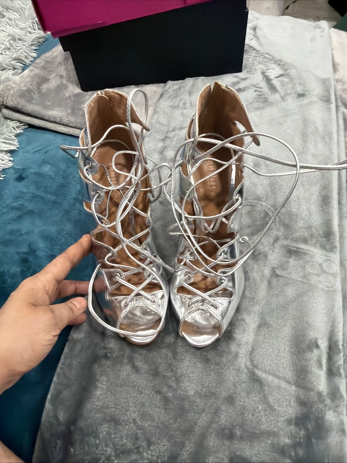 Schultz Leather Size 8 Silver Lace Up Open Toes Sandals Made In Brazil’s