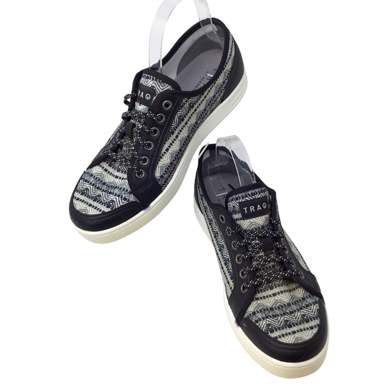 Traq Alegria Sari Sneaq Sneakers Size 40 or 9.5-10 Tapestry Textile Black Casual
