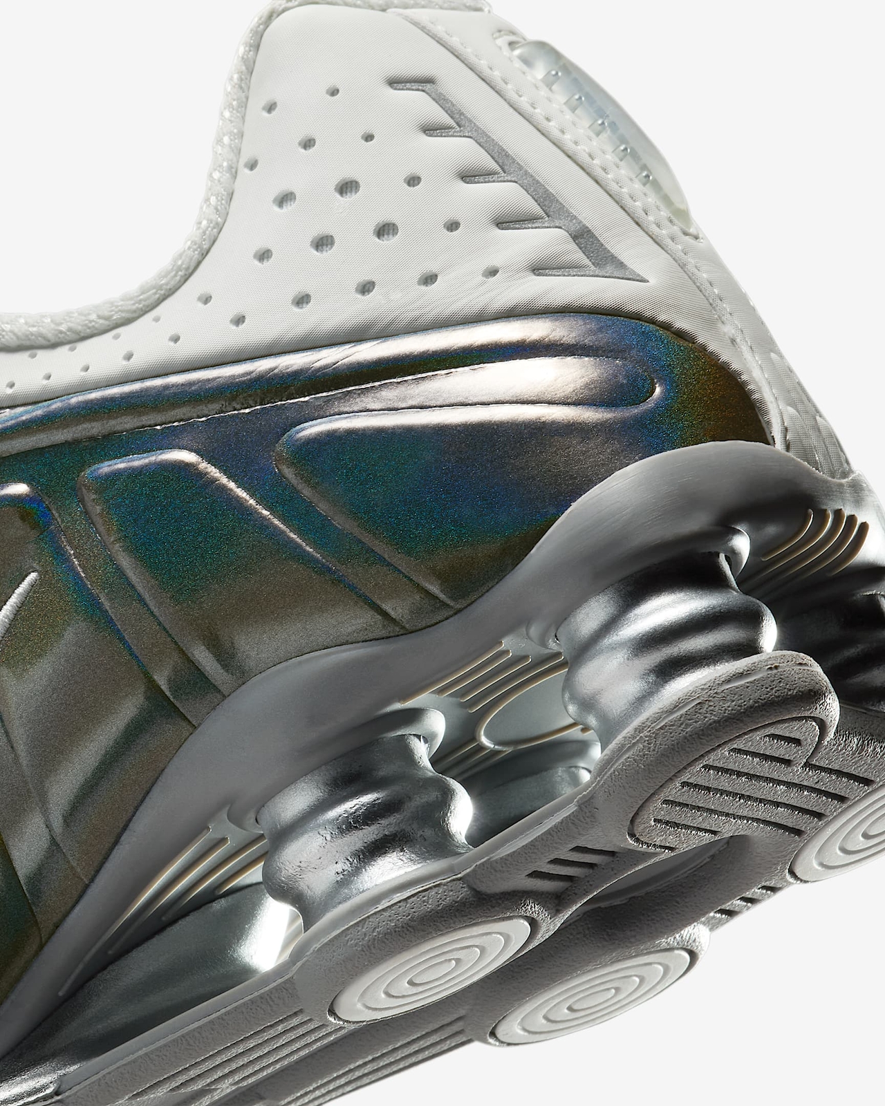 Nike Shox R4 Shoes «White Iridescent» IB7703-100 Women’s Sizes NEW